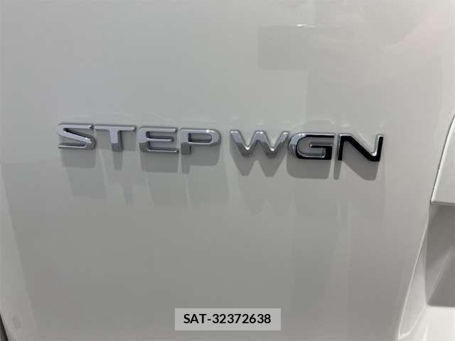 Honda STEP WGN 2026-06 7981117-14