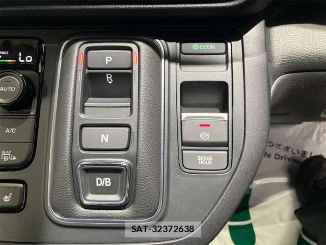 Honda STEP WGN 2026-06 7981117-3