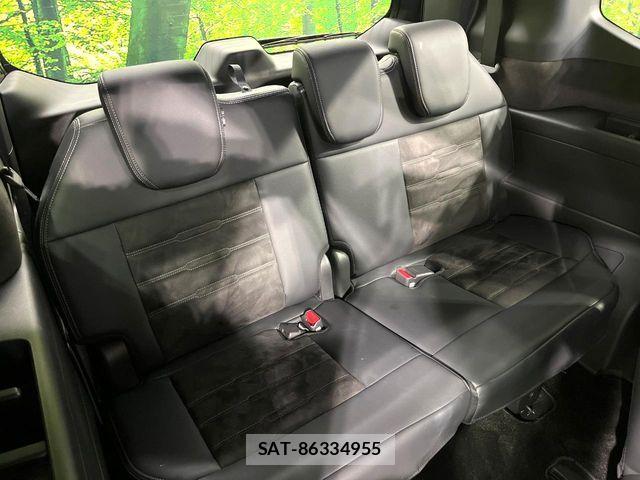 Honda STEP WGN 2024-02 7981119-9