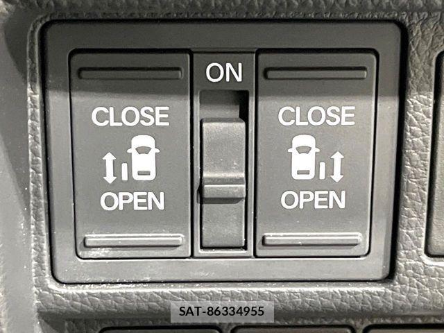Honda STEP WGN 2024-02 7981119-5