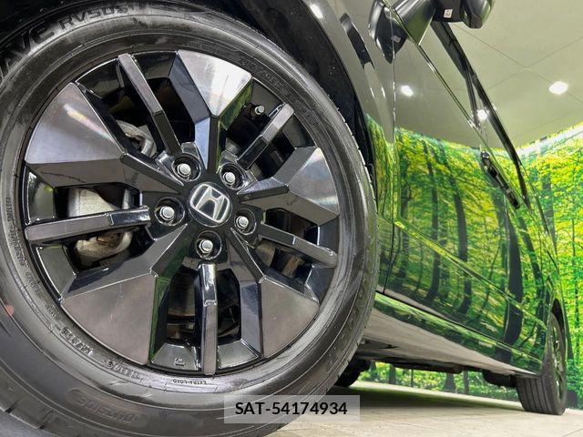 Honda STEP WGN 2023-10 8038463-13