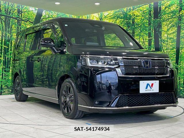 Honda STEP WGN 2023-10 8038463-16