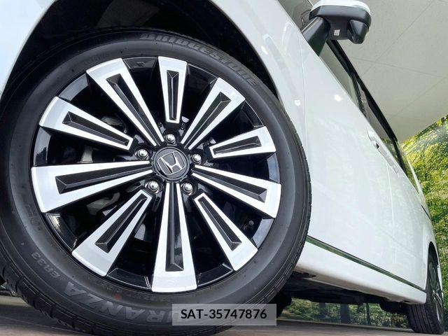Honda STEP WGN 2023-09 8038461-13