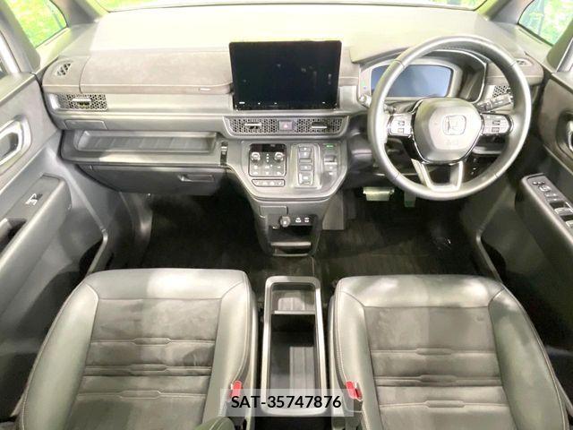 Honda STEP WGN 2023-09 8038461-1