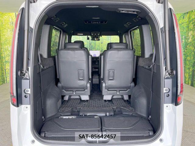 Honda STEP WGN 2023-09 8038462-10