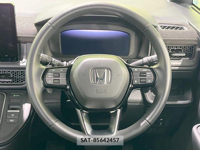 Honda STEP WGN 2023-09 8038462-11