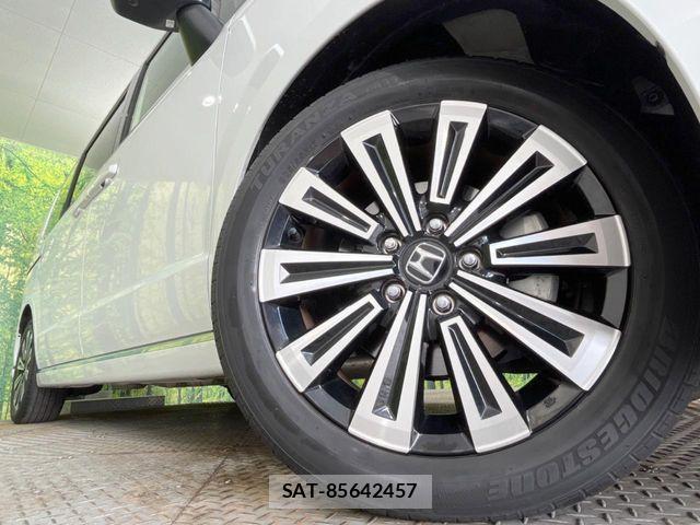 Honda STEP WGN 2023-09 8038462-13
