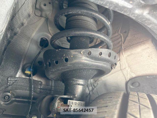Honda STEP WGN 2023-09 8038462-19