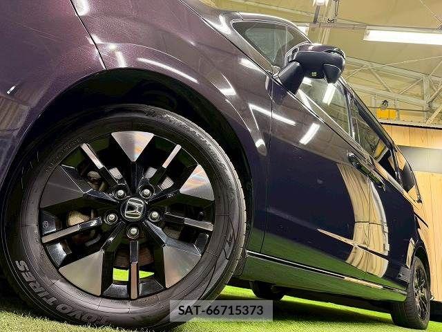 Honda STEP WGN 2023-03 8075713-15