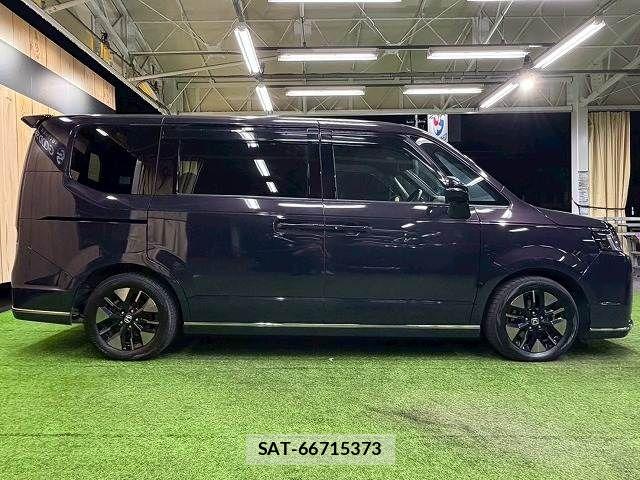 Honda STEP WGN 2023-03 8075713-17