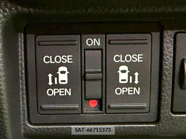 Honda STEP WGN 2023-03 8075713-6