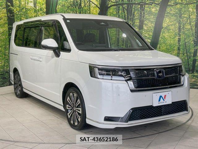 Honda STEP WGN 2023-11 8075711-16