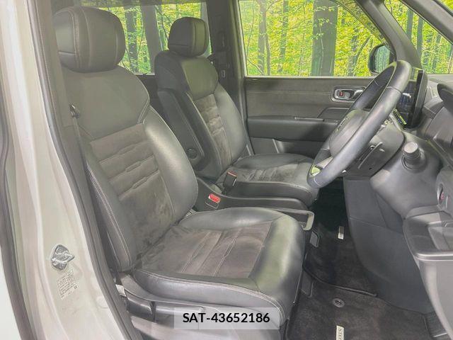 Honda STEP WGN 2023-11 8075711-7