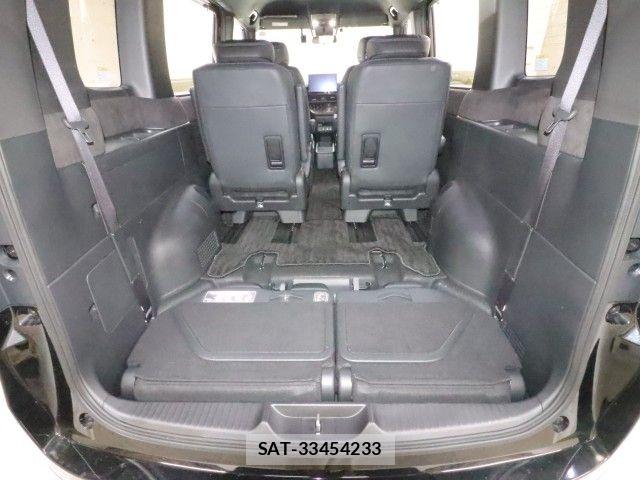 Honda STEP WGN 2023-09 8102048-13