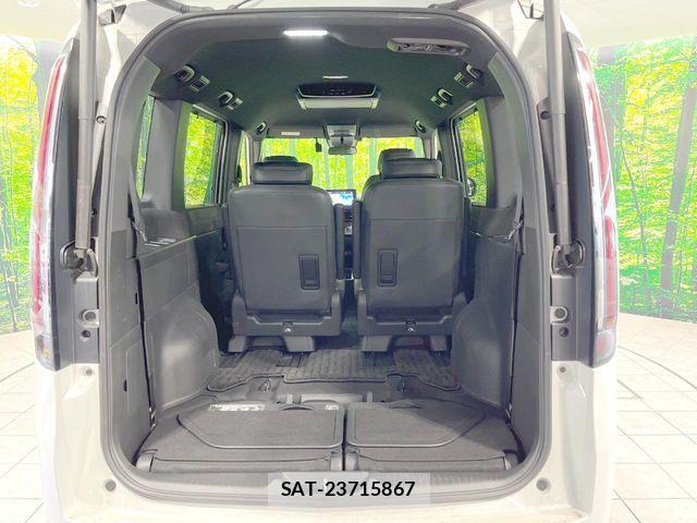 Honda STEP WGN 2023-11 8102036-10
