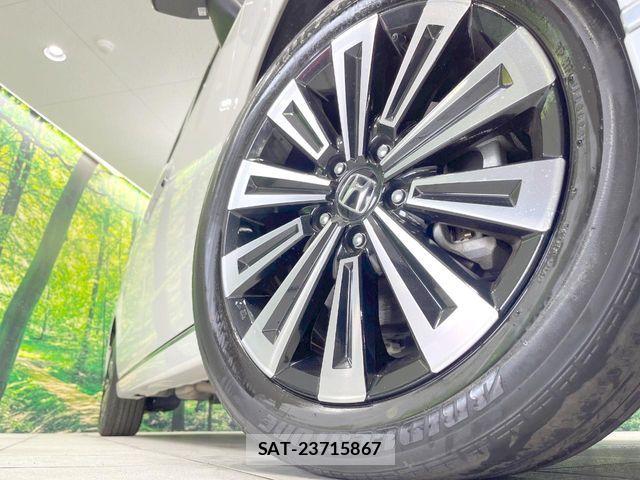Honda STEP WGN 2023-11 8102036-13