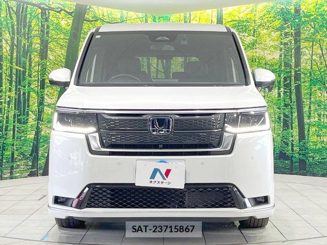 Honda STEP WGN 2023-11 8102036-14