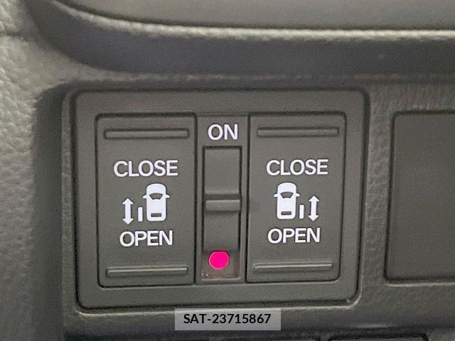 Honda STEP WGN 2023-11 8102036-5