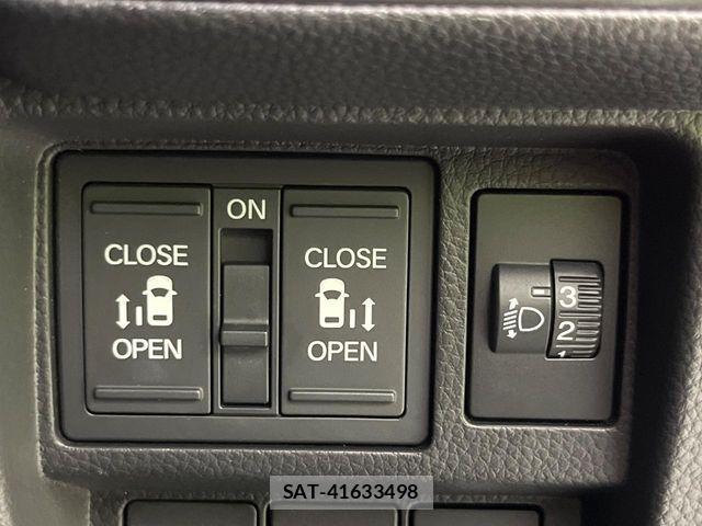 Honda STEP WGN 2022-11 8102046-6