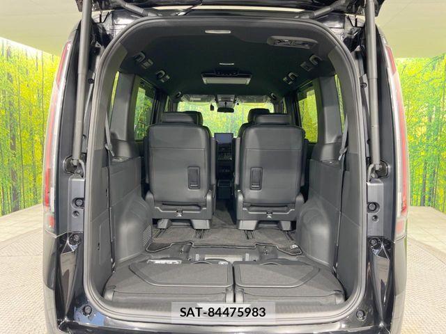 Honda STEP WGN 2024-11 8102040-10