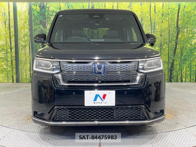 Honda STEP WGN 2024-11 8102040-14
