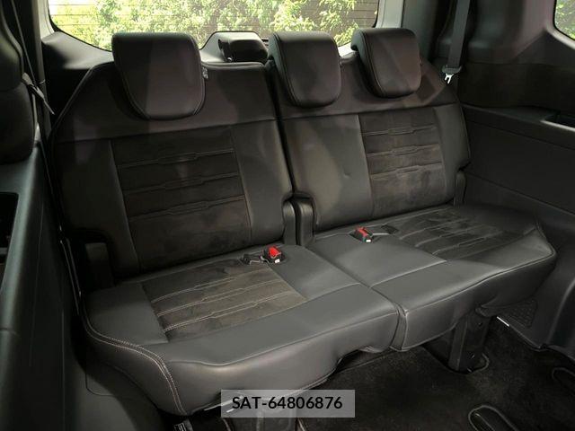 Honda STEP WGN 2022-06 8102039-11