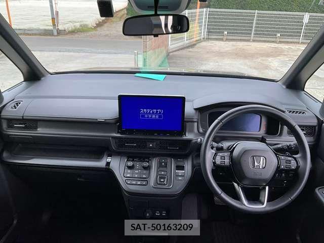 Honda STEP WGN 2023-10 8102045-13