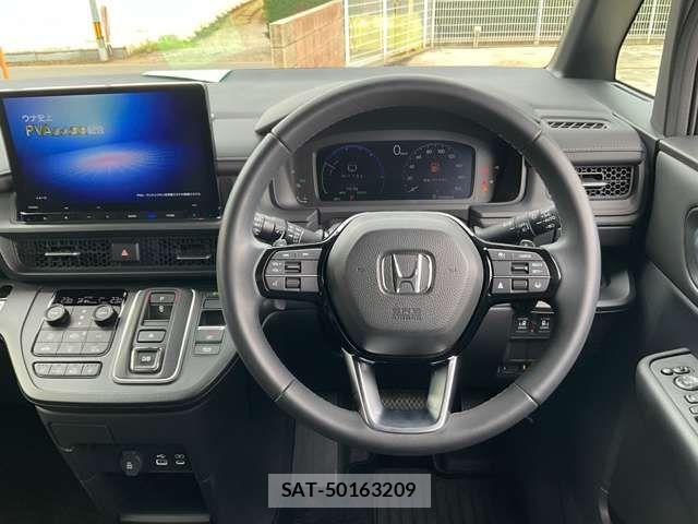 Honda STEP WGN 2023-10 8102045-14
