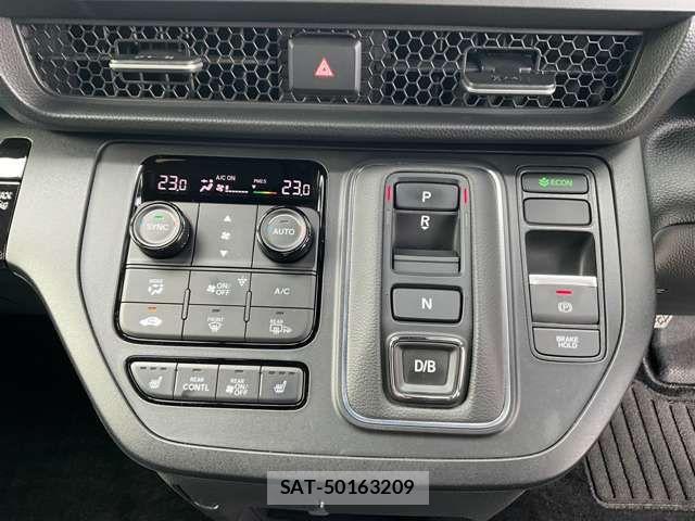 Honda STEP WGN 2023-10 8102045-18