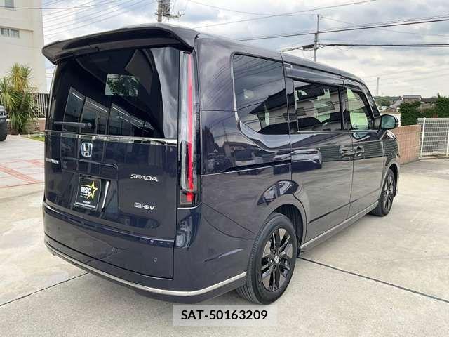 Honda STEP WGN 2023-10 8102045-5
