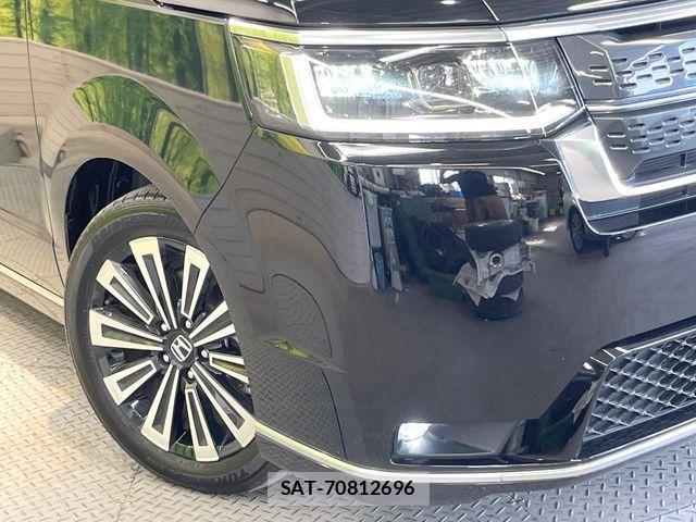 Honda STEP WGN 2024-12 8102038-11