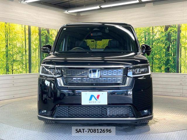 Honda STEP WGN 2024-12 8102038-14