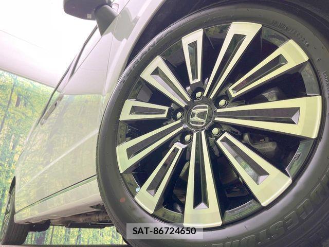 Honda STEP WGN 2024-11 8132503-13