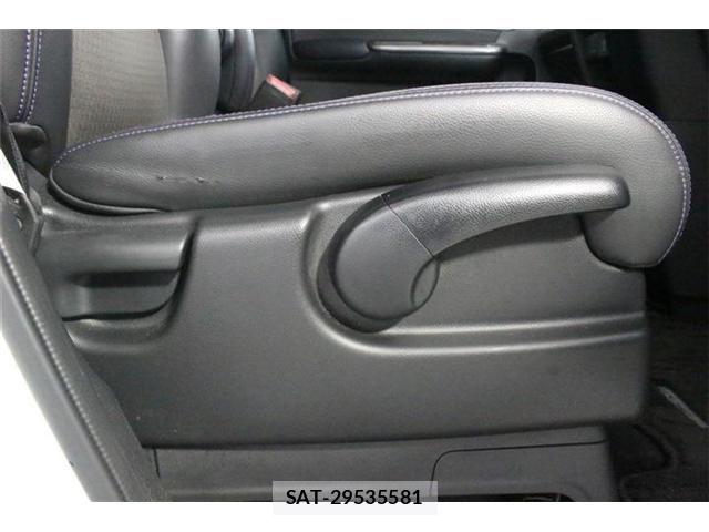 Honda STEP WGN 2021-07 8146764-27