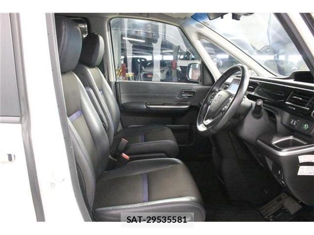 Honda STEP WGN 2021-07 8146764-28