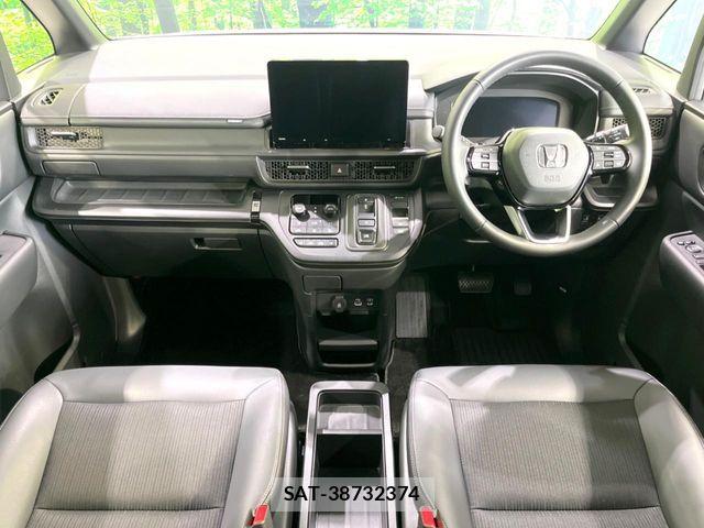 Honda STEP WGN 2023-09 8146763-1