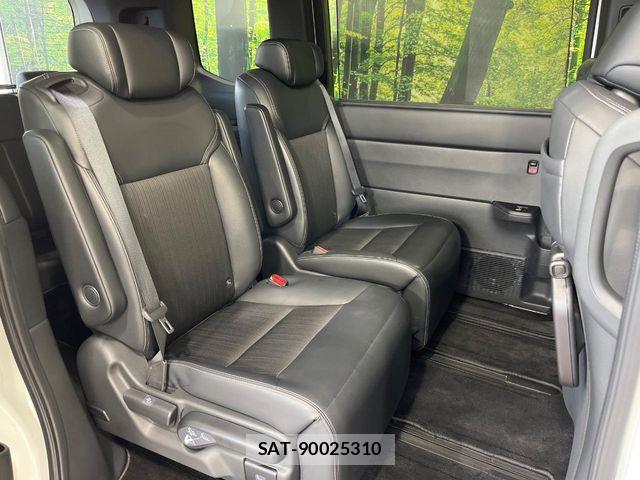Honda STEP WGN 2023-07 8159279-8