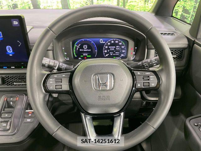 Honda STEP WGN 2022-11 8210404-13