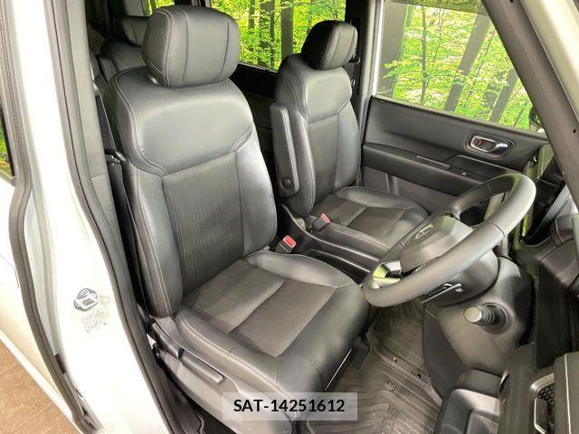 Honda STEP WGN 2022-11 8210404-7