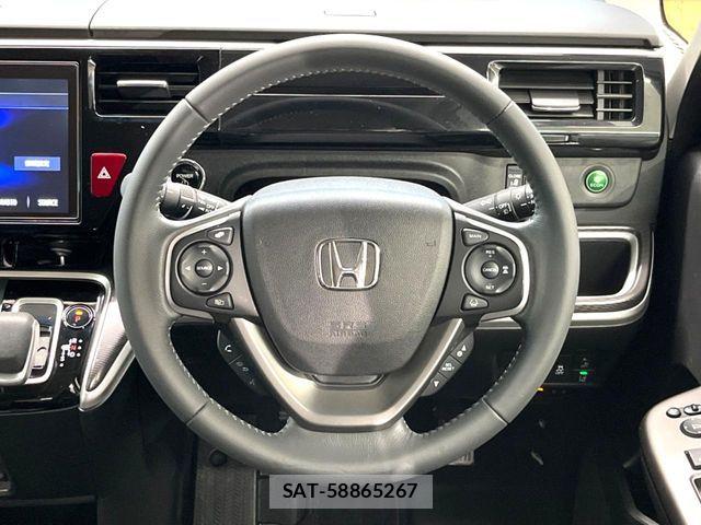 Honda STEP WGN 2021-09 8210410-10