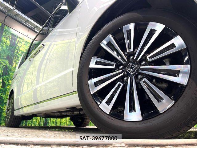 Honda STEP WGN 2023-12 8210400-13