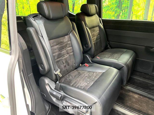 Honda STEP WGN 2023-12 8210400-8