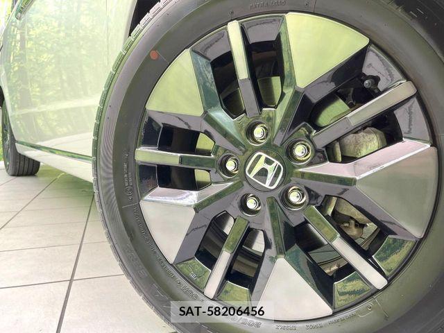 Honda STEP WGN 2023-07 8210405-12