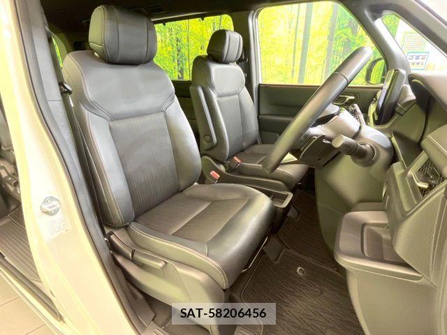 Honda STEP WGN 2023-07 8210405-7