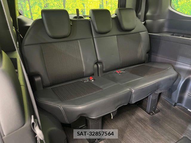 Honda STEP WGN 2022-10 8210406-9