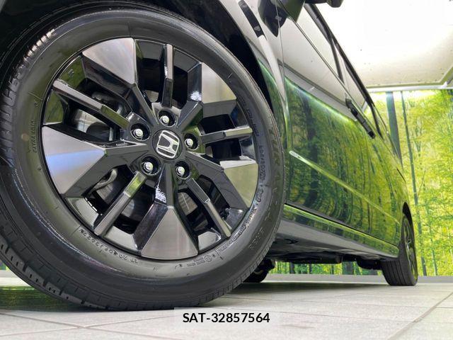 Honda STEP WGN 2022-10 8210406-13