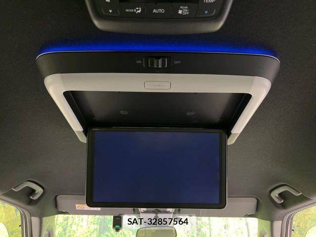 Honda STEP WGN 2022-10 8210406-2