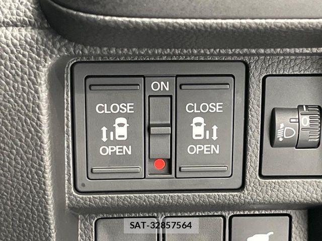 Honda STEP WGN 2022-10 8210406-5