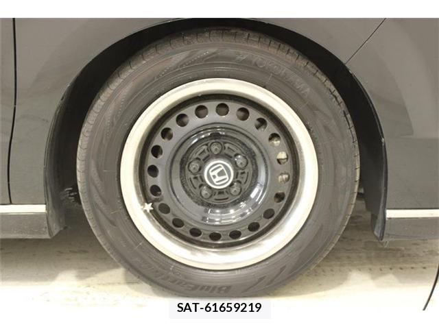 Honda STEP WGN 2022-07 8210408-22