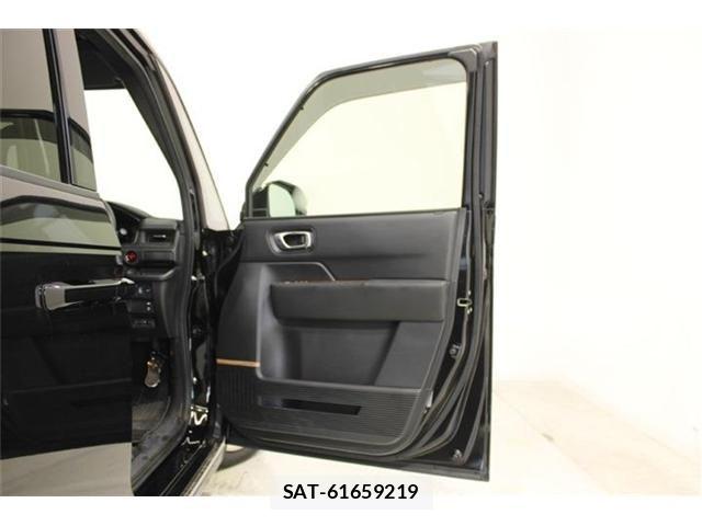 Honda STEP WGN 2022-07 8210408-29